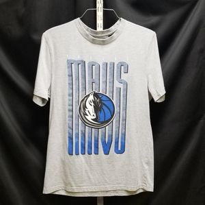 EUC Large NBA Mavericks Gray Heather Cotton Tshirt